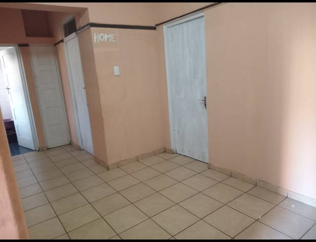 1.5 BEDROOM FLAT FOR SALE IN POINT